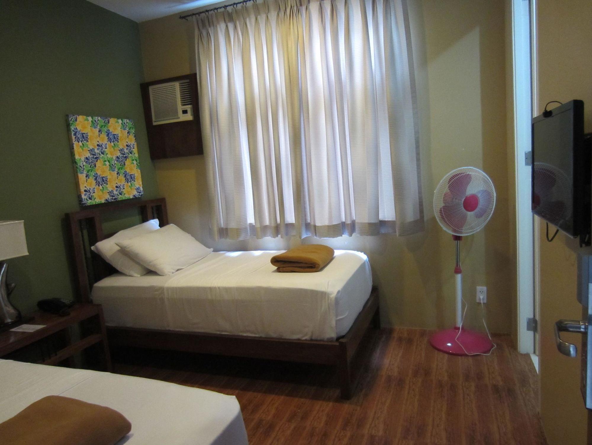 Purple Tree Bed & Breakfast Paranaque City Exterior foto